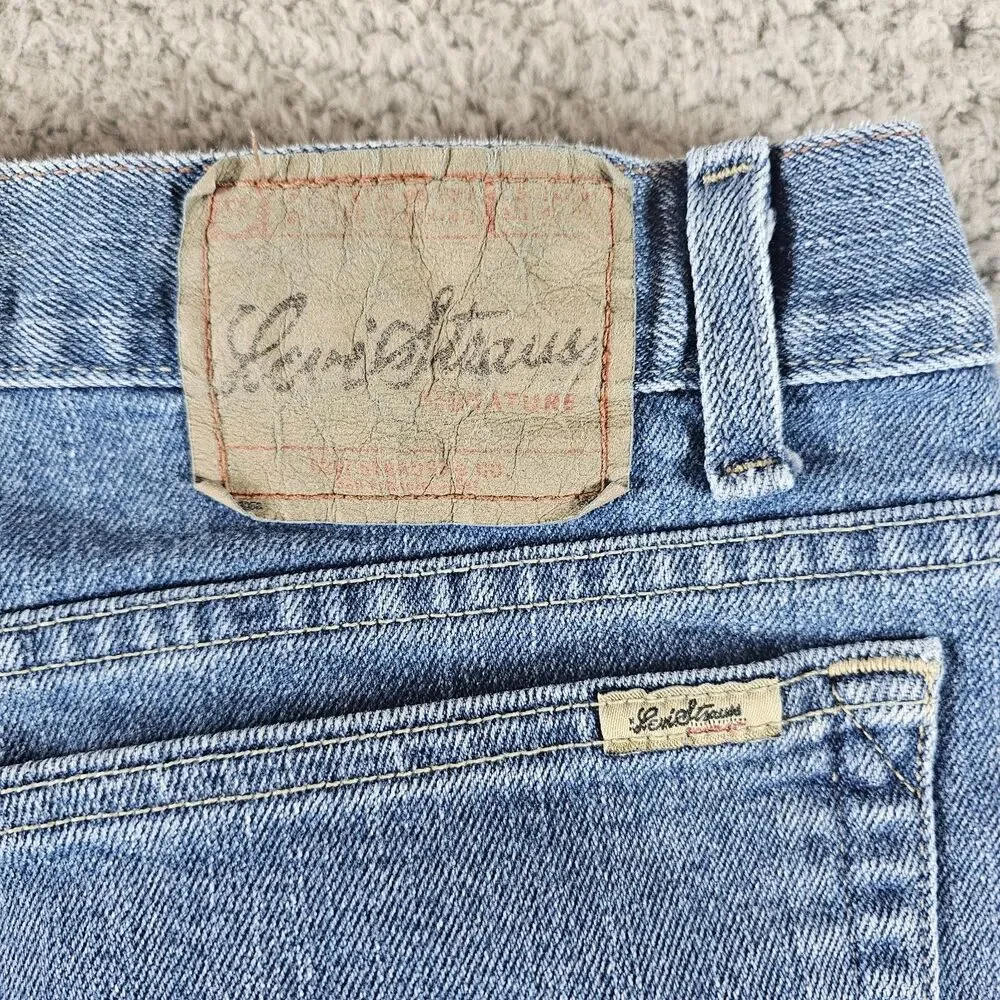 Levis Signature Jeans Mens 38x30* Denim Light Wash Classic Straight Vintage Y2K